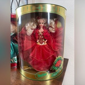 Happy Holidays Barbie Doll Hallmark Special Edition (1993)